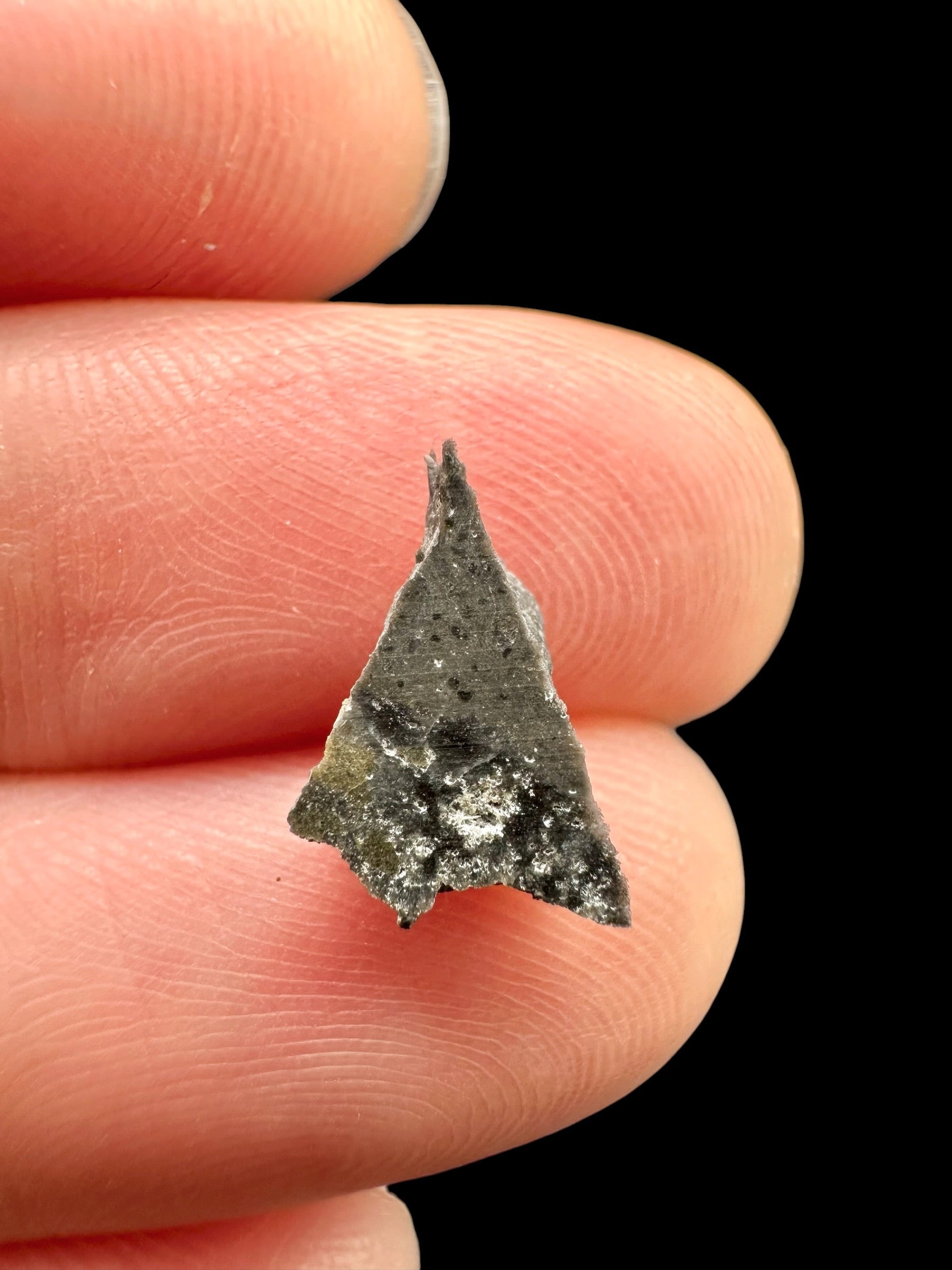 Lunar meteorite NWA 17865 – 0,2g – Algeria - MENWL50