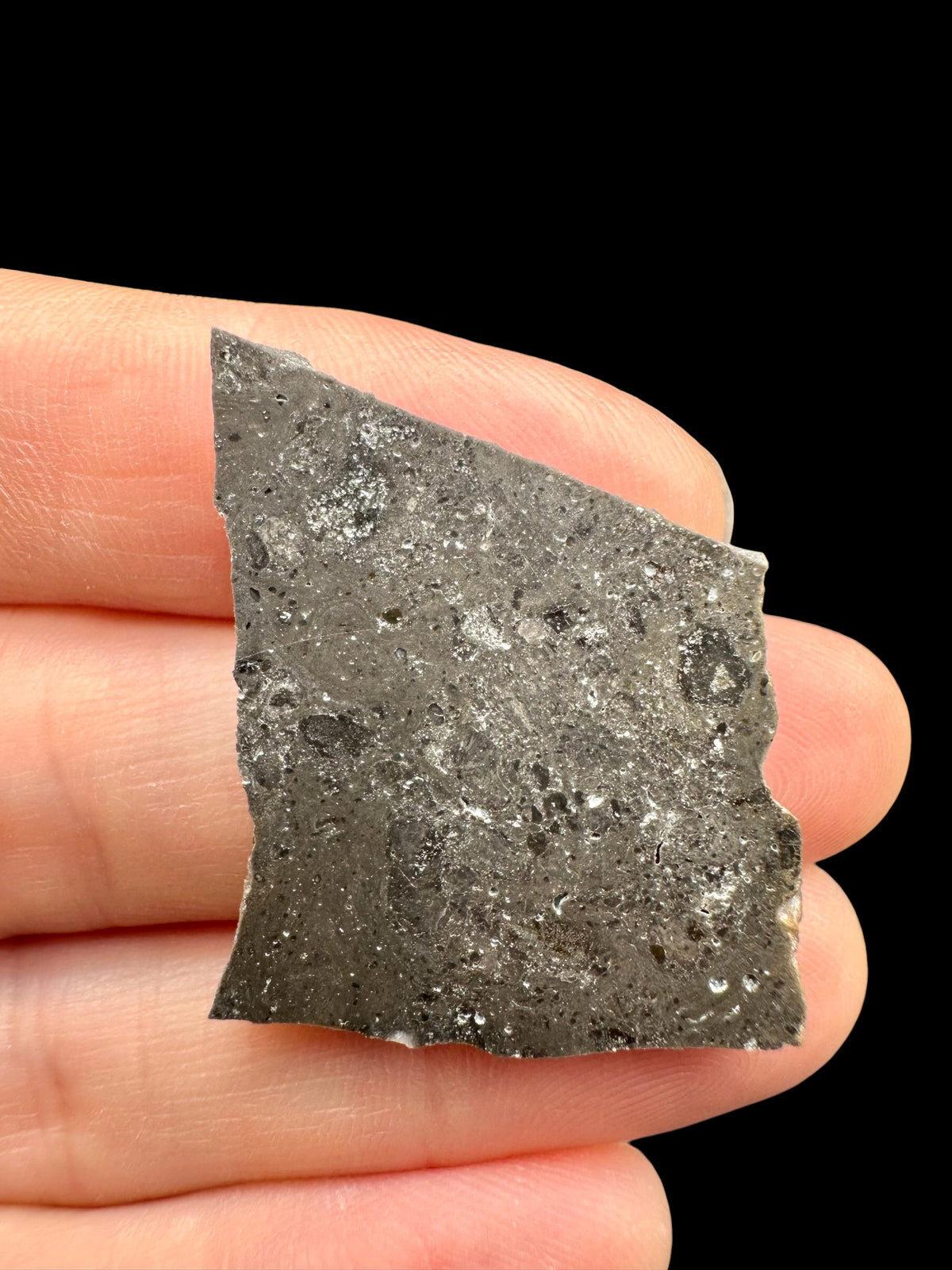 Lunar meteorite NWA 17865 – 3,9g – Algeria