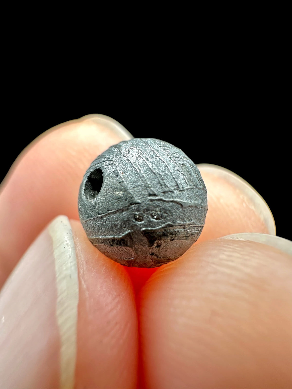 Perlina di meteorite Aletai da 8 mm – Xinjiang, China - MEAL132