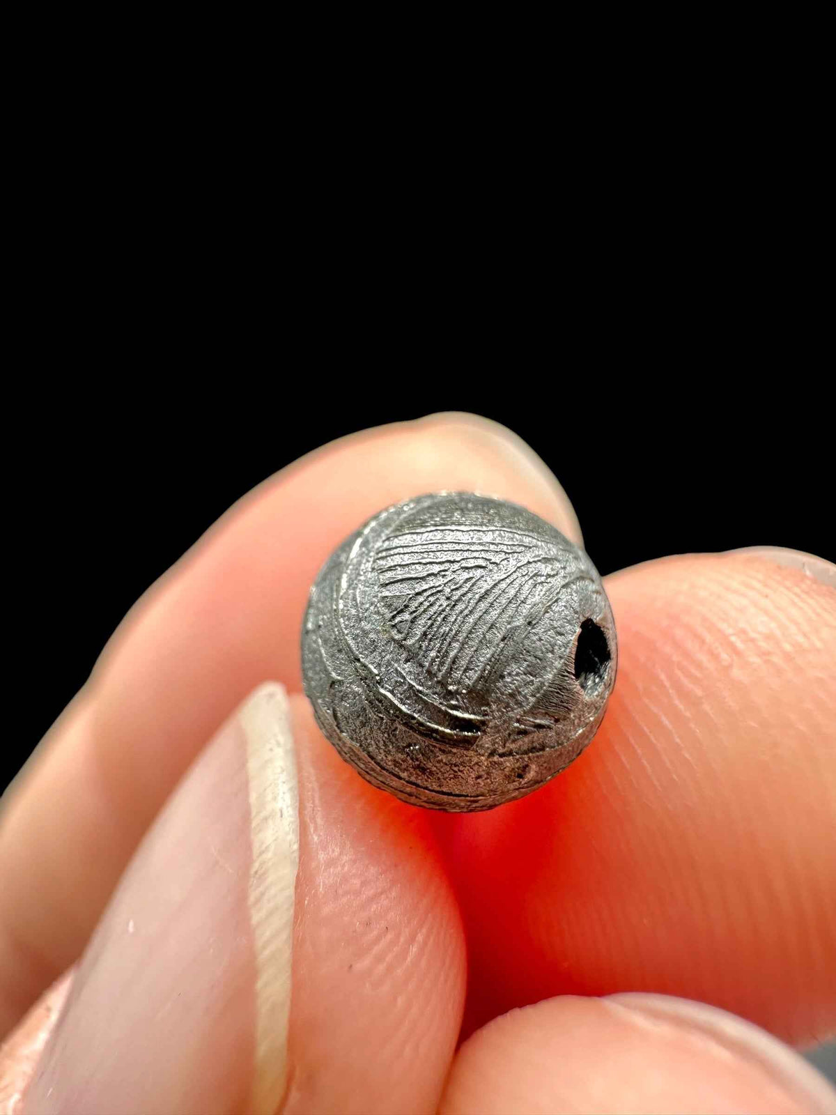 Perlina di meteorite Aletai da 8 mm – Xinjiang, China - MEAL133