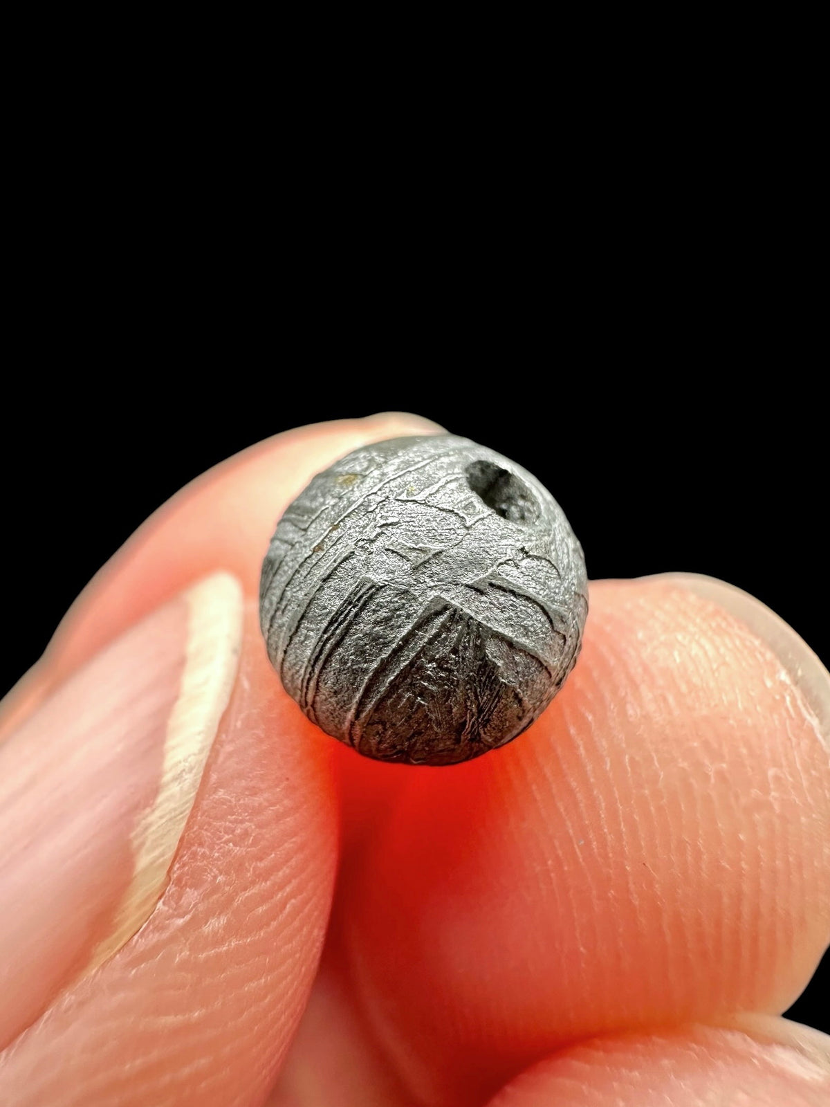 8 mm Aletai meteorite bead – Xinjiang, China