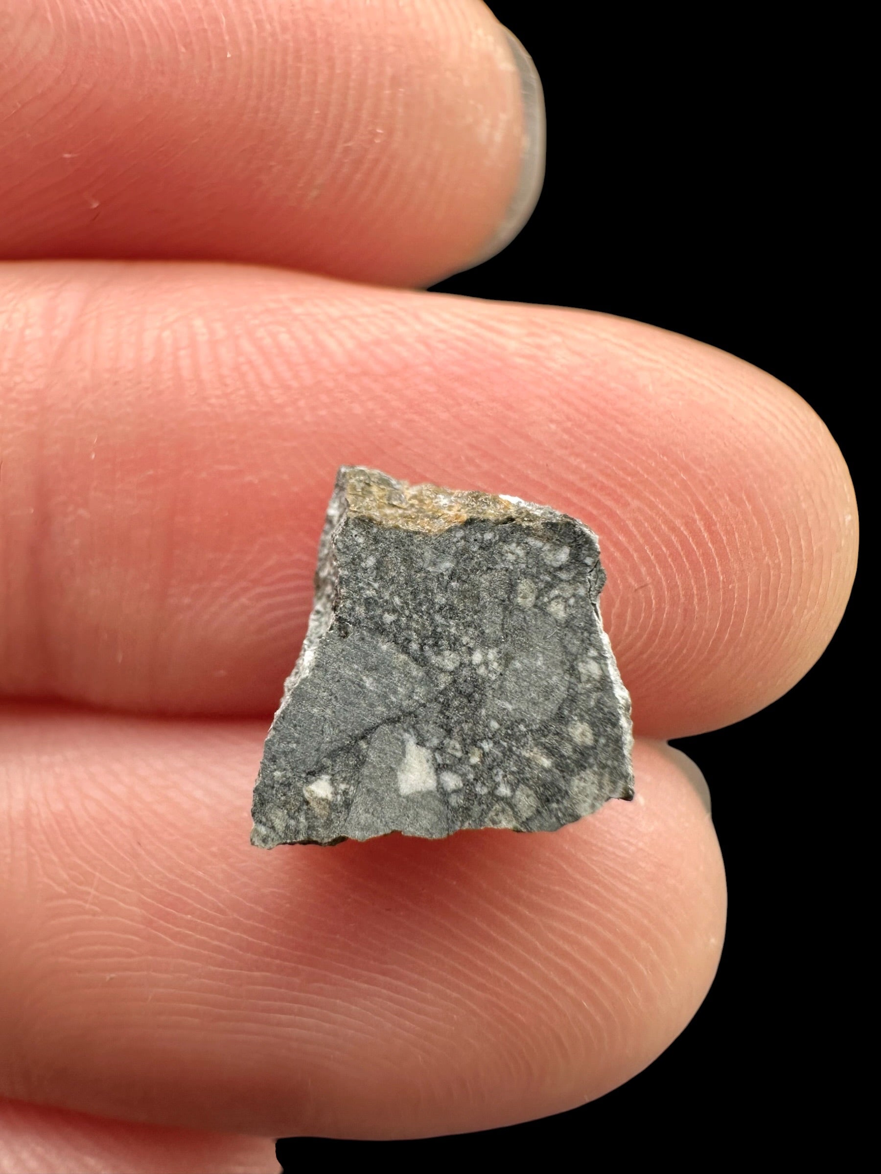 Lunar meteorite Gadamis 003 – 0,4g – Libya - MEGD76