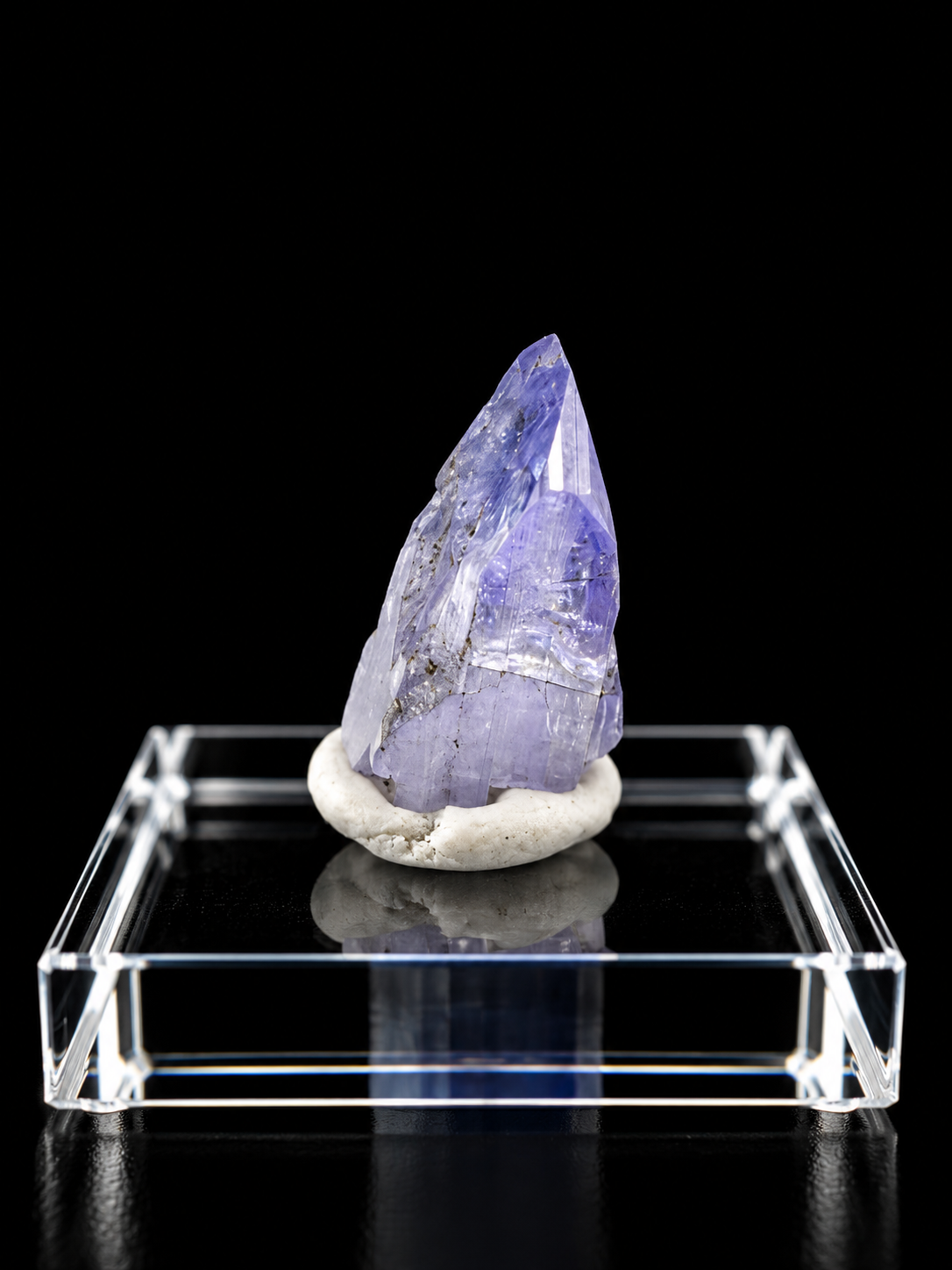 Tanzanite – Merelani Hills, Tanzania - TA038