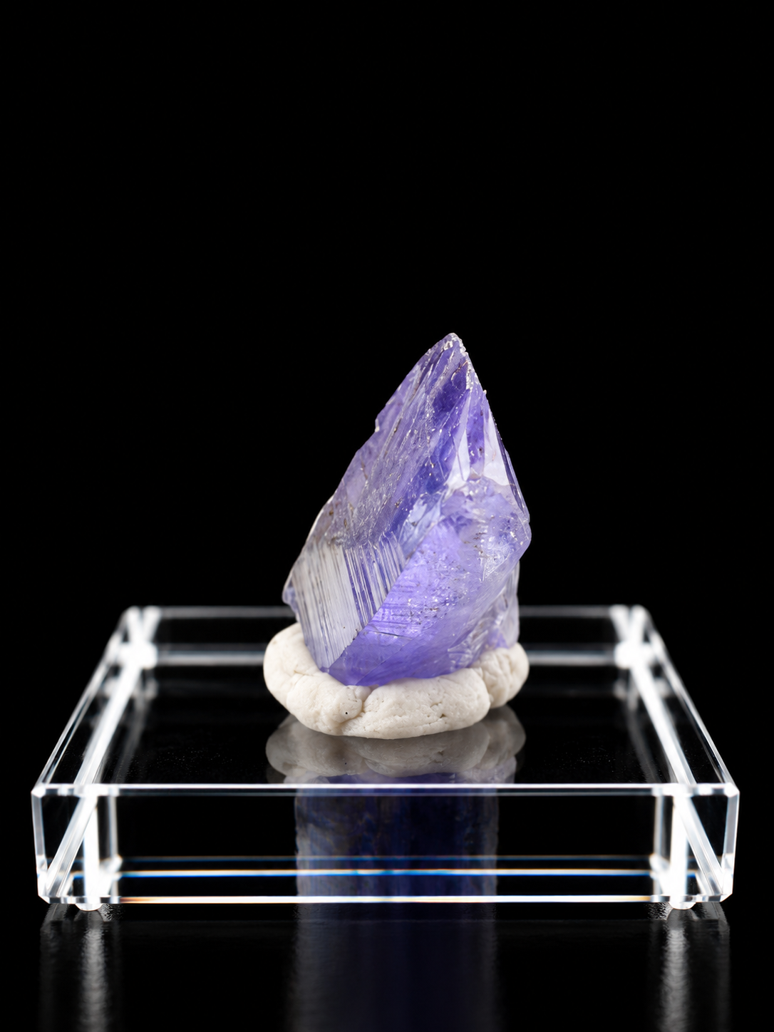 Tanzanite – Merelani Hills, Tanzania - TA039