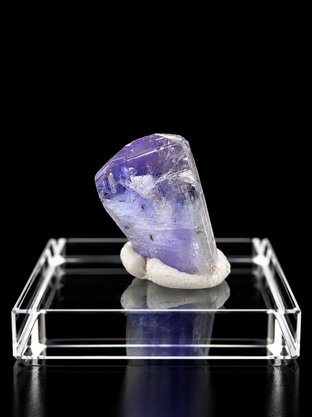 Tanzanite – Merelani Hills, Tanzania - TA039
