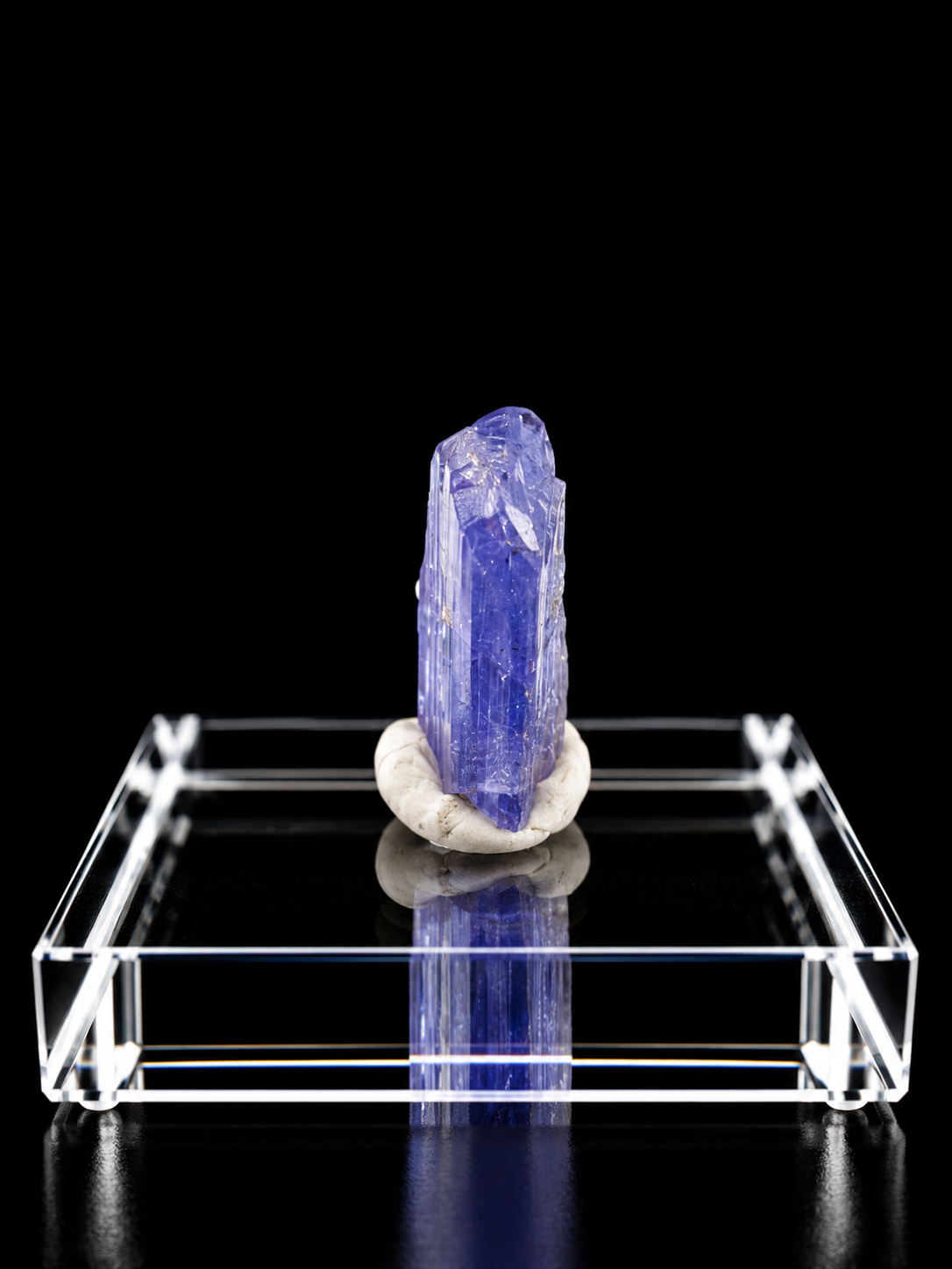 Tanzanite – Merelani Hills, Tanzania - TA041