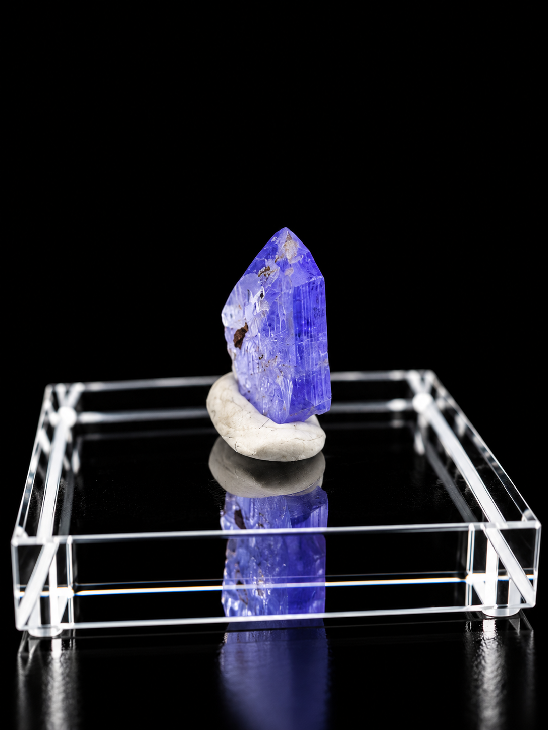 Tanzanite – Merelani Hills, Tanzania - TA042