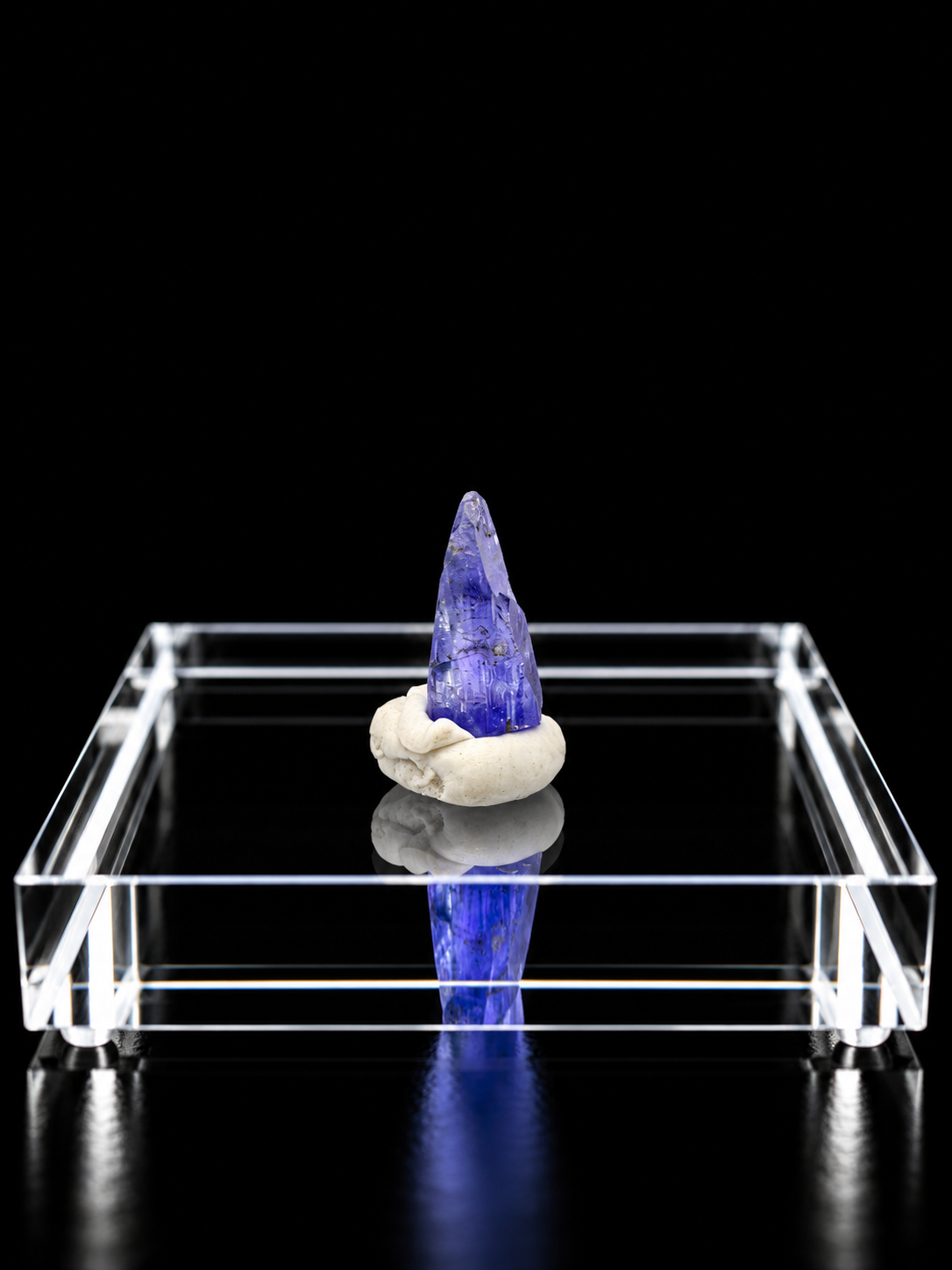 Tanzanite – Merelani Hills, Tanzania - TA043