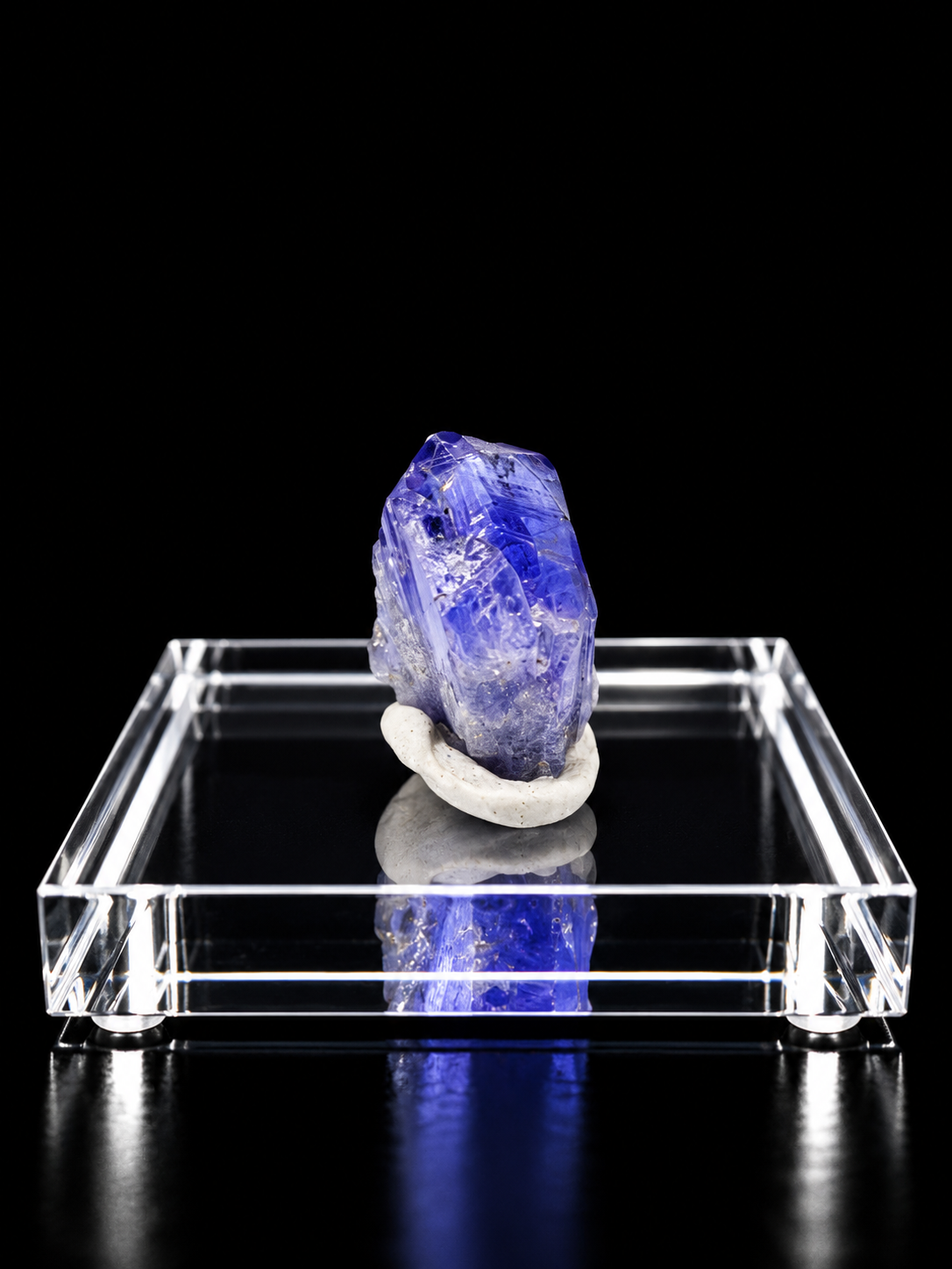 Tanzanite – Merelani Hills, Tanzania