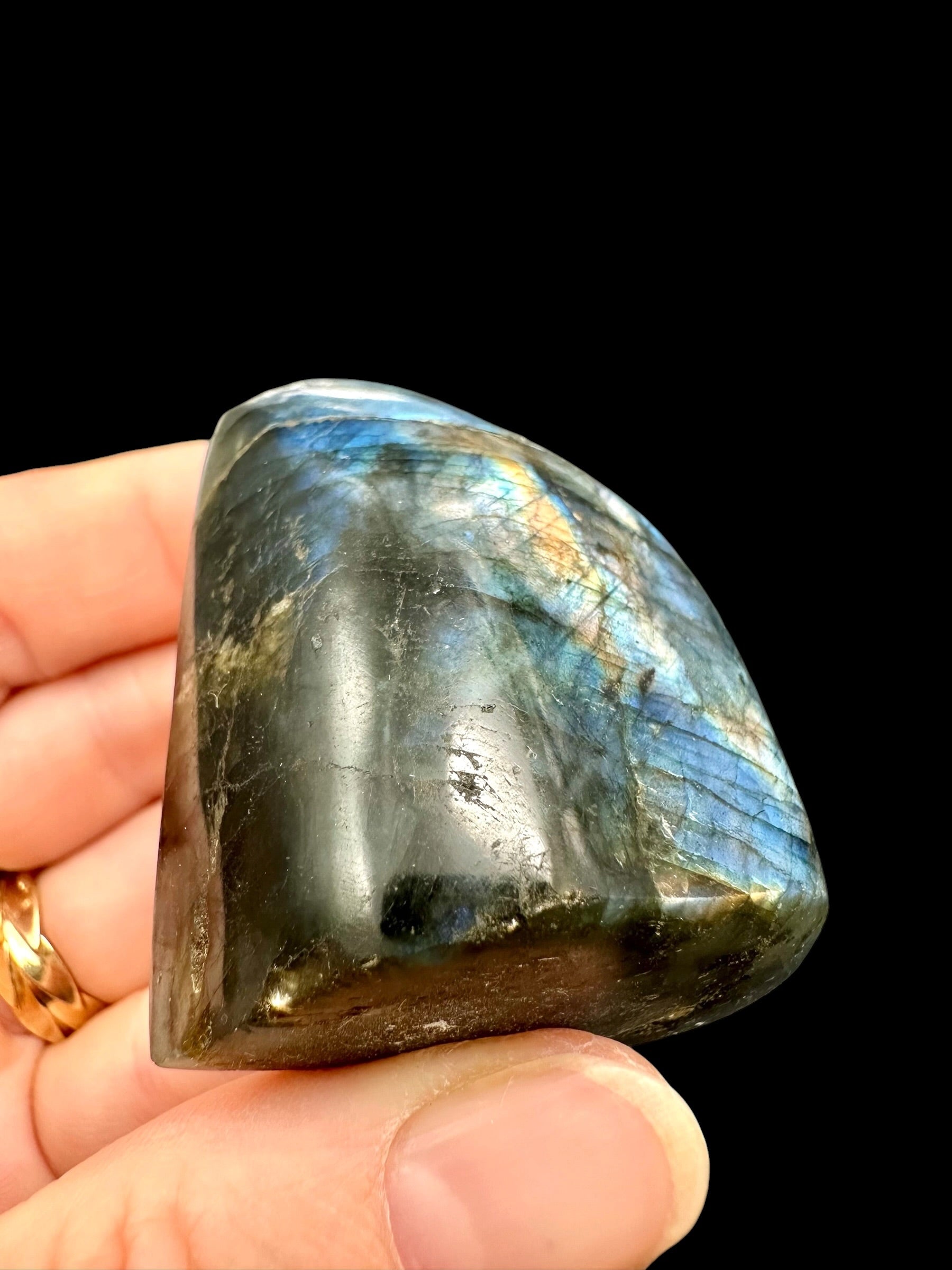 Labradorite selfstanding 4,7cm – Madagascar - L072