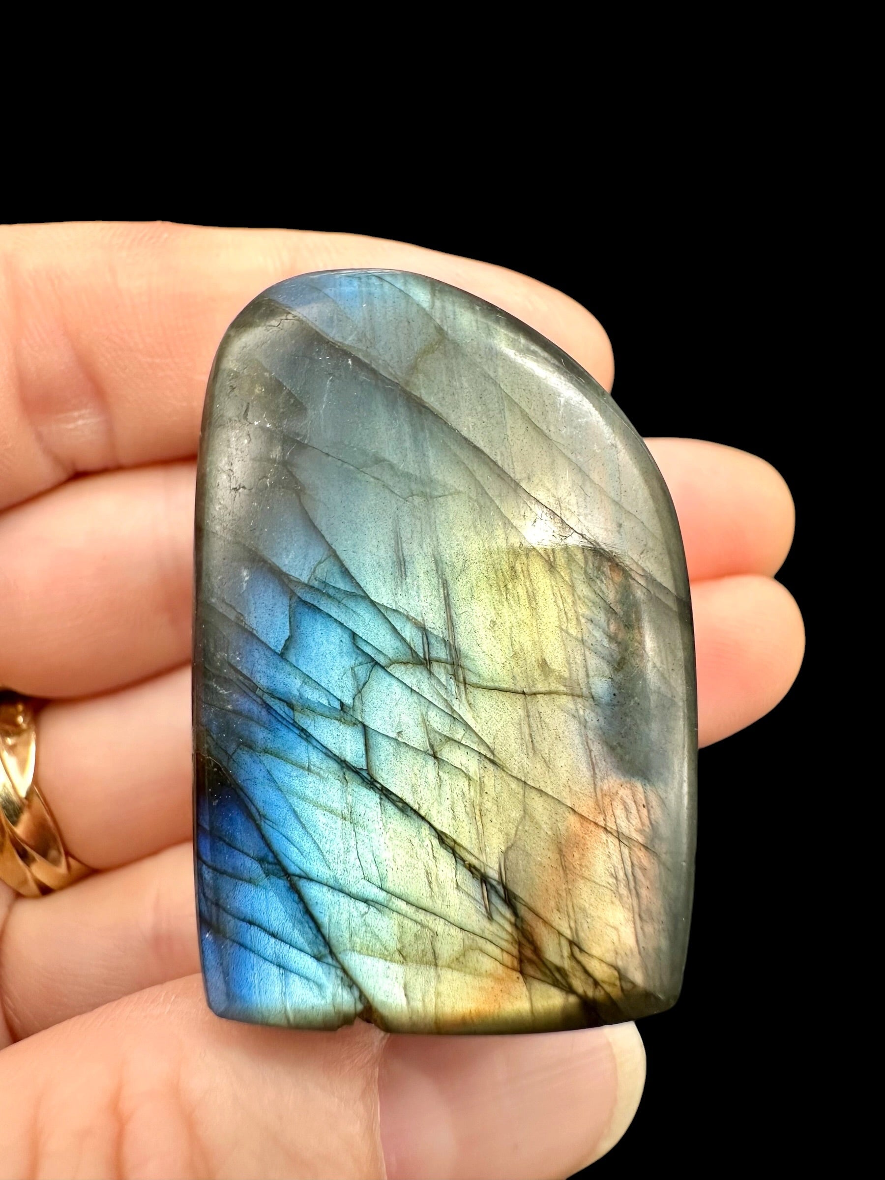 Labradorite selfstanding 4,1cm – Madagascar