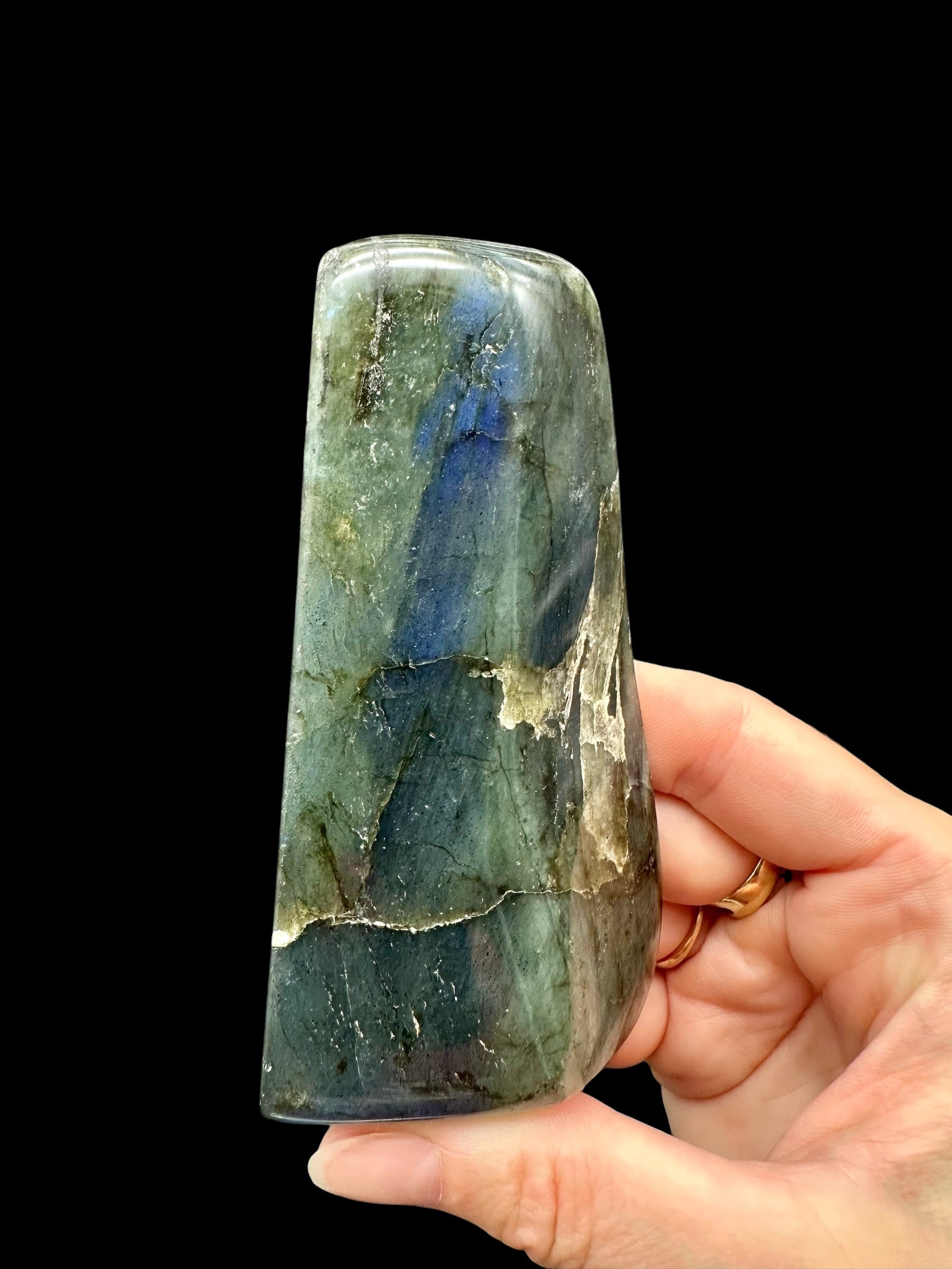 Labradorite selfstanding 10,8cm – Madagascar - L079