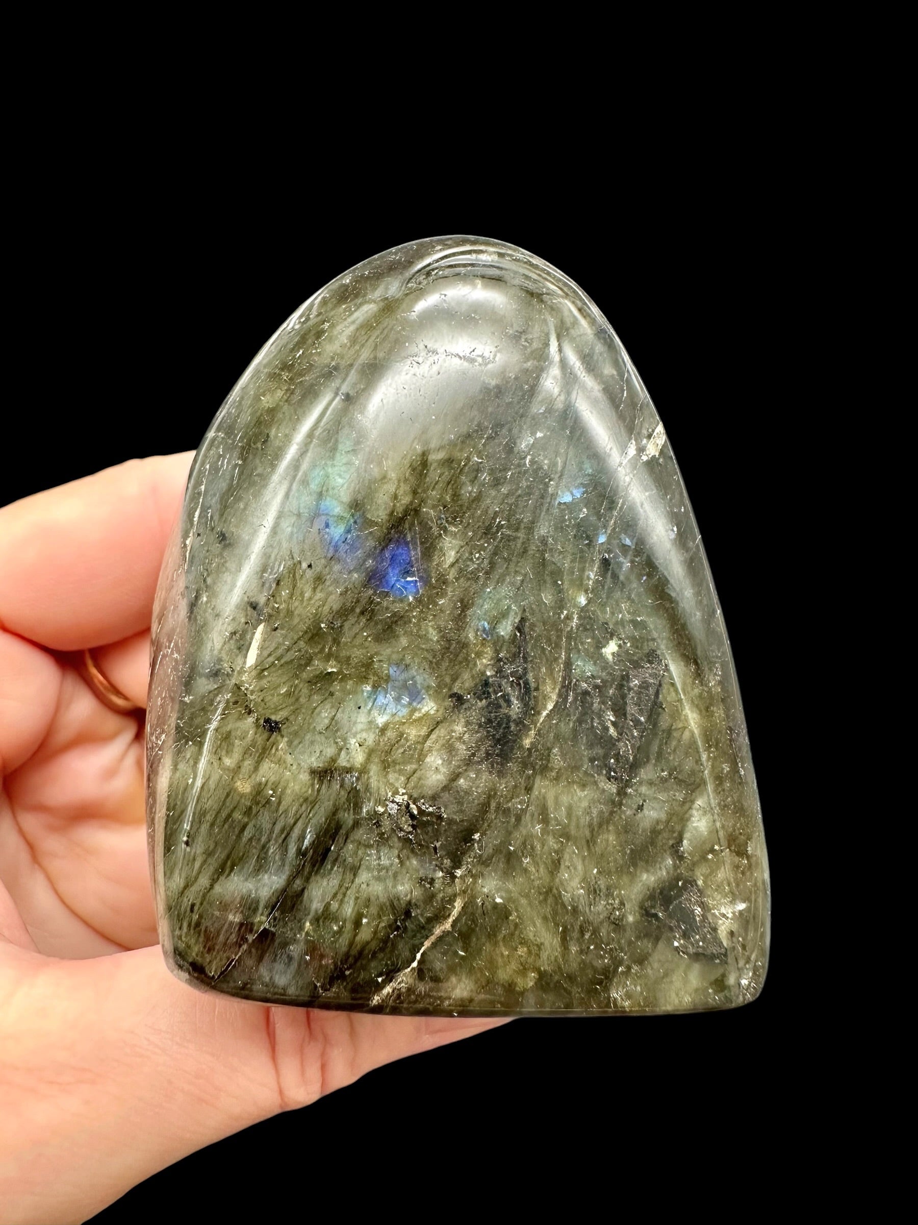 Labradorite selfstanding 7,1cm – Madagascar - L081