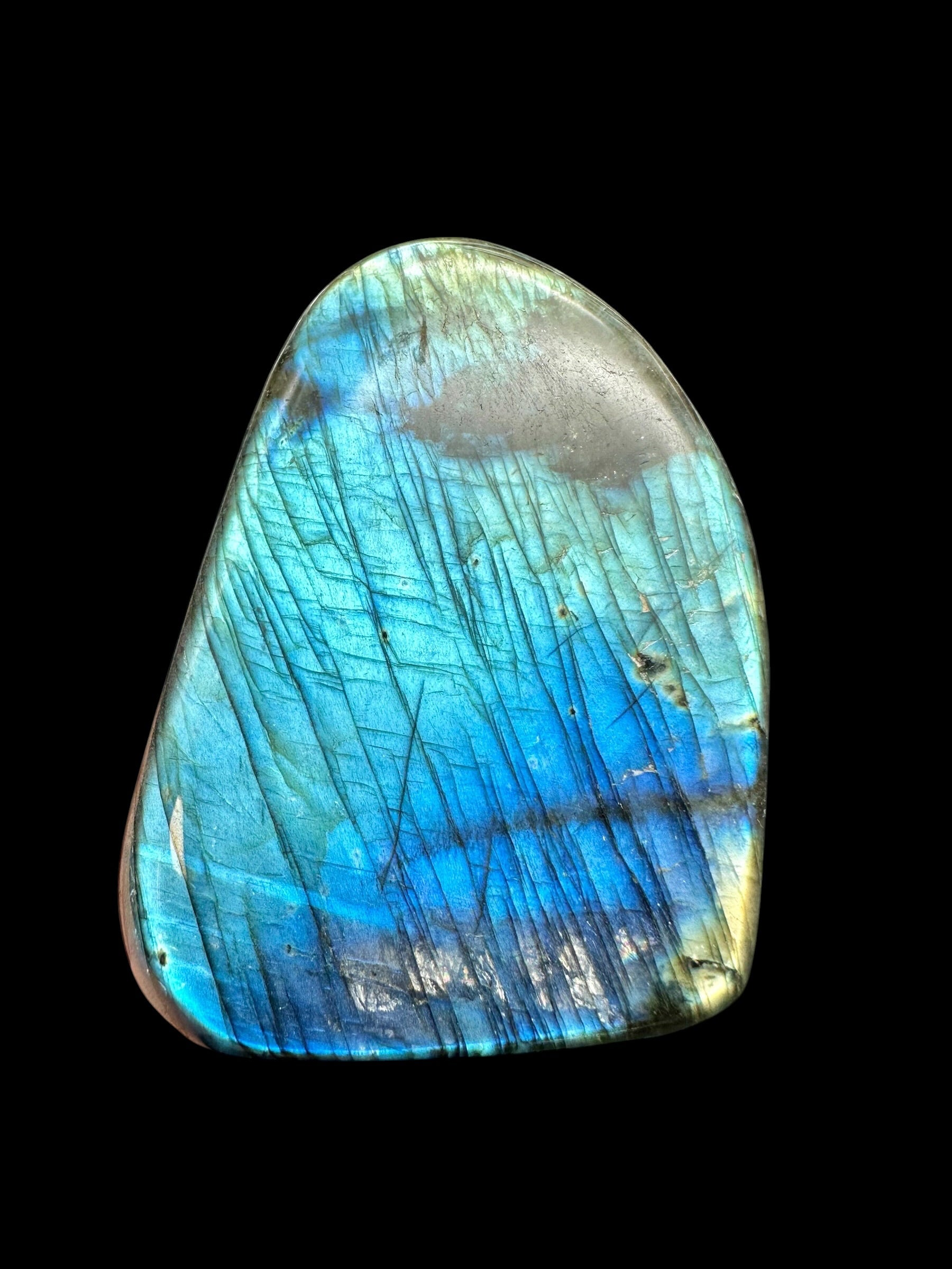 Labradorite selfstanding 7,1cm – Madagascar