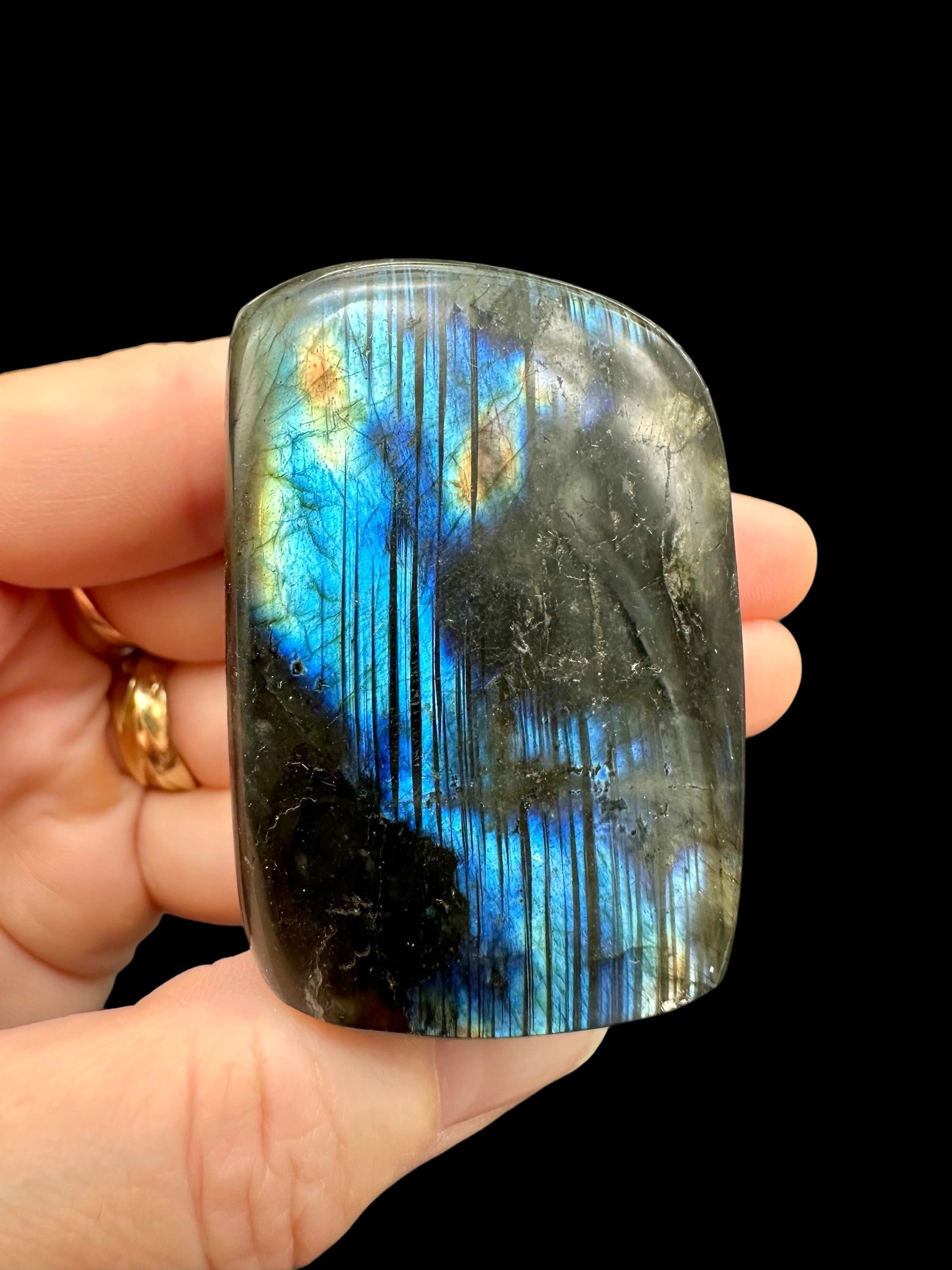 Labradorite selfstanding 5cm – Madagascar - L082