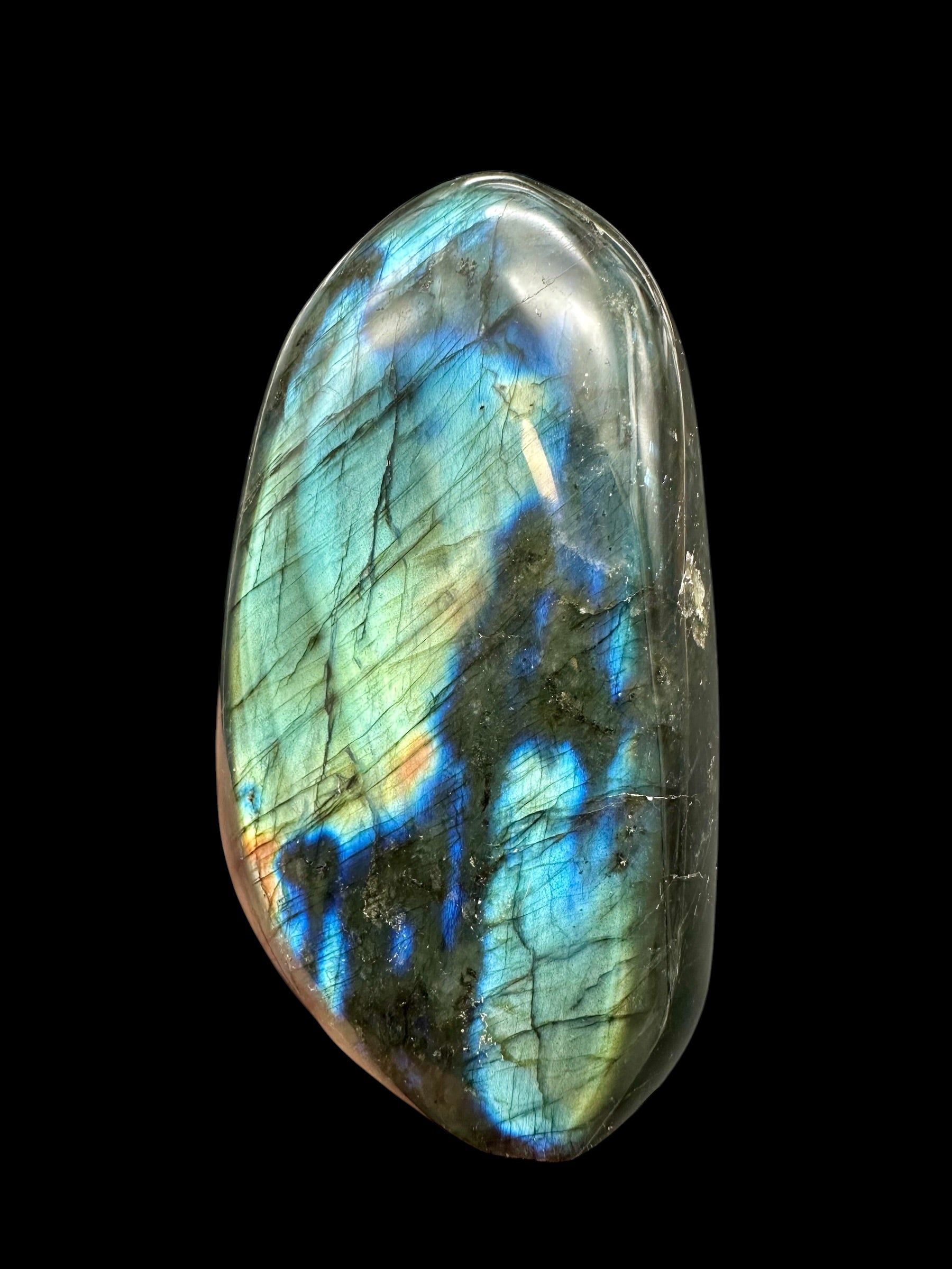 Labradorite selfstanding 10cm – Madagascar - L083