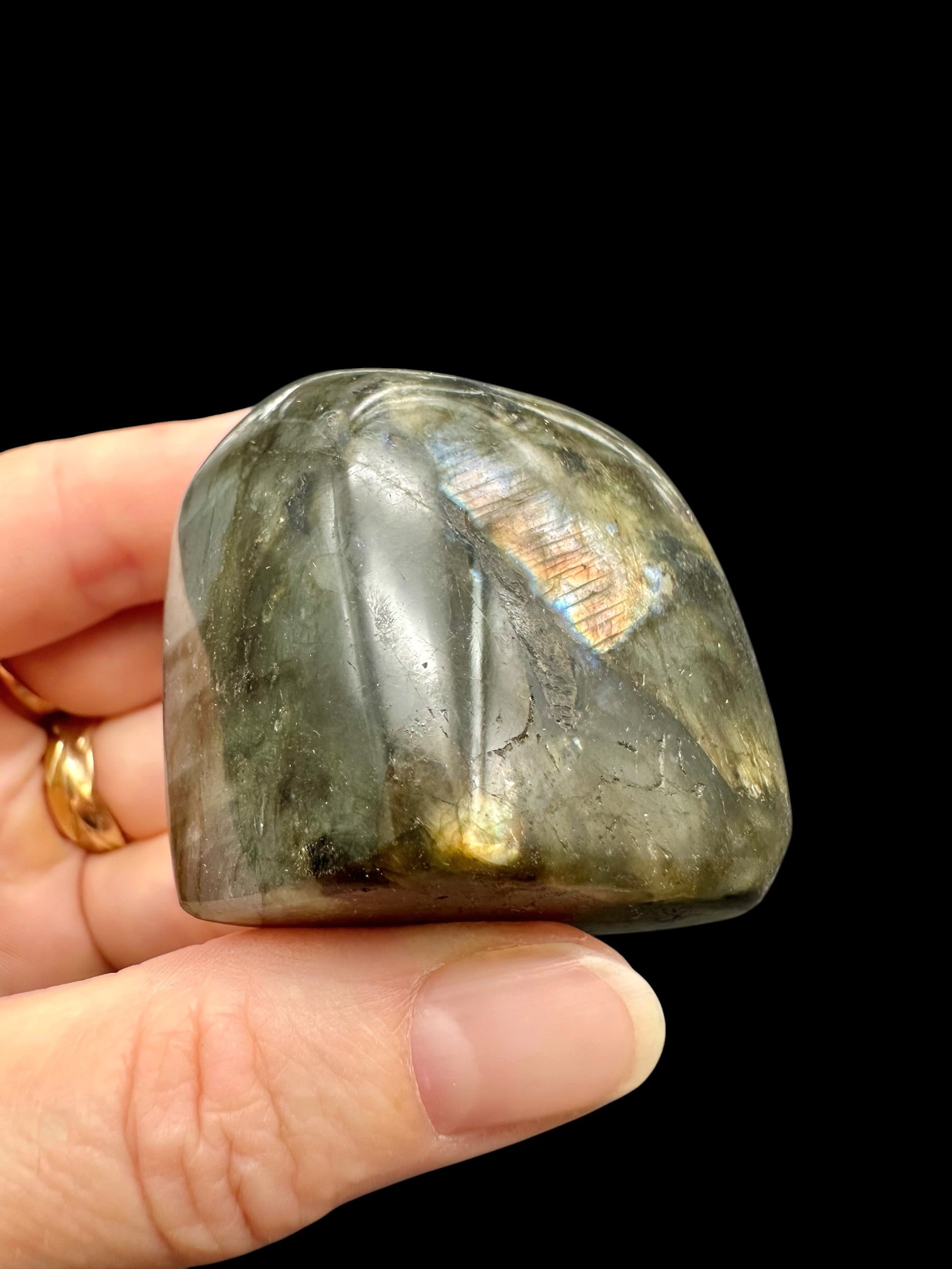 Labradorite selfstanding 4,6cm – Madagascar - L084