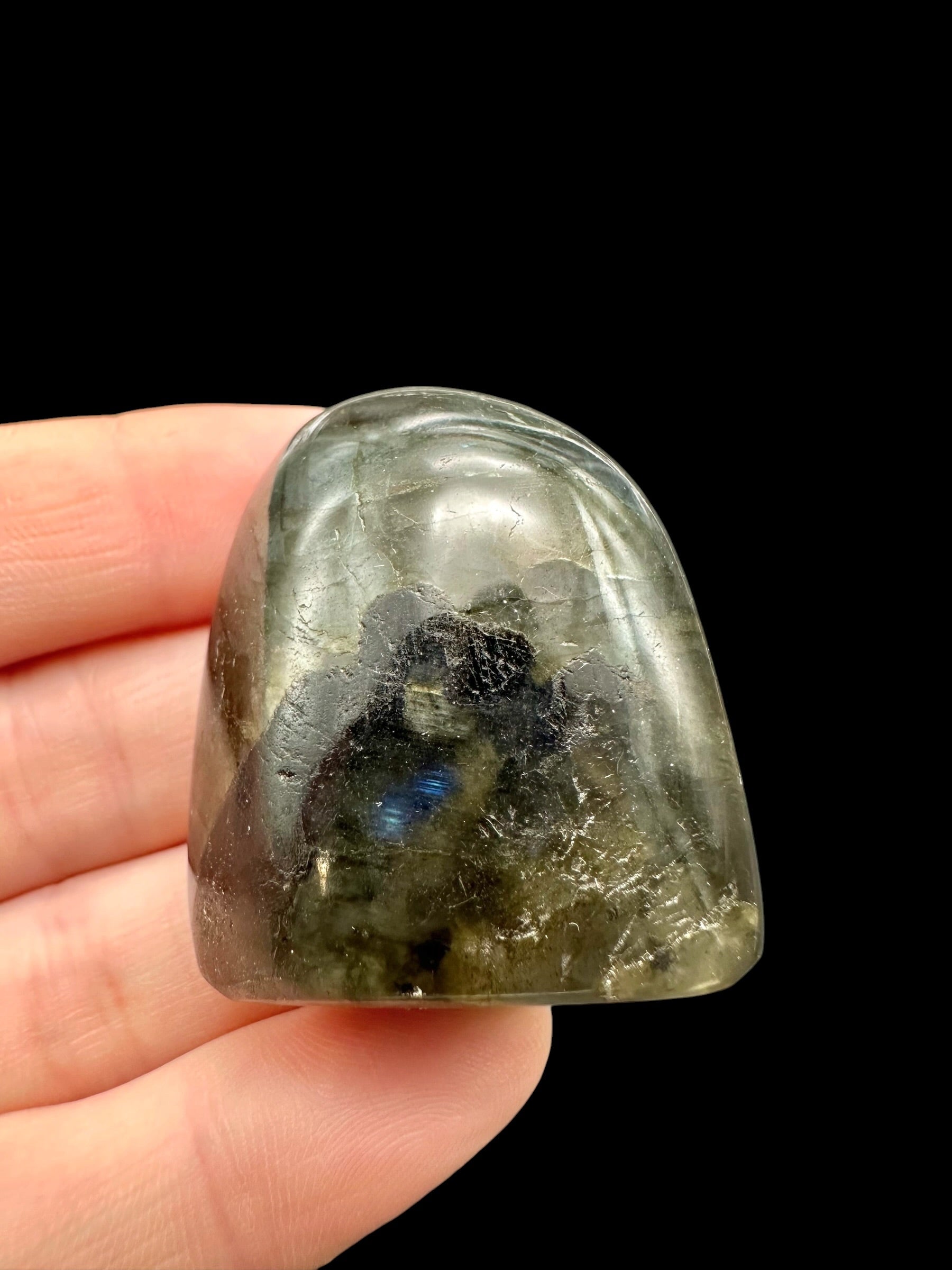 Labradorite selfstanding 3,9cm – Madagascar - L085