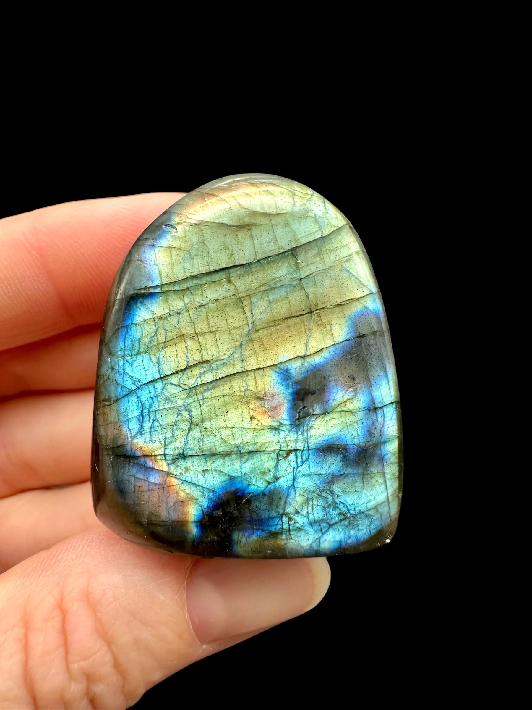 Labradorite selfstanding 3,9cm – Madagascar