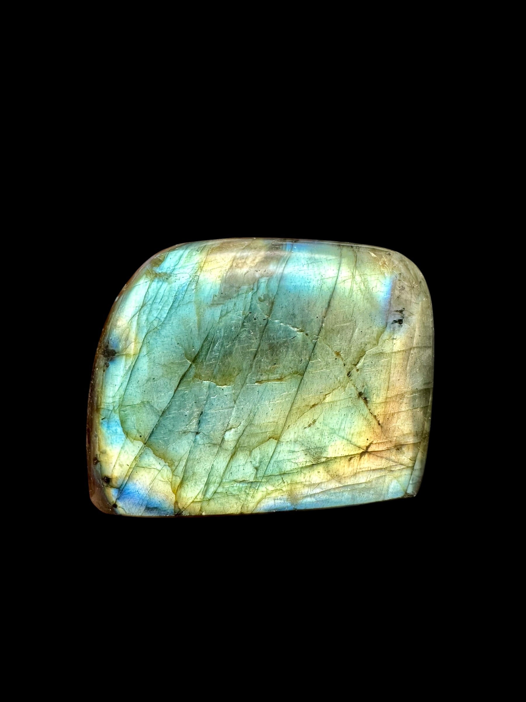 Labradorite selfstanding 3,6cm – Madagascar - L088