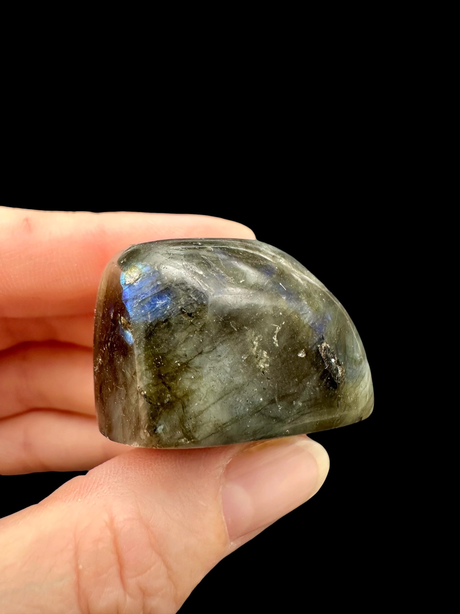 Labradorite selfstanding 3,6cm – Madagascar - L088