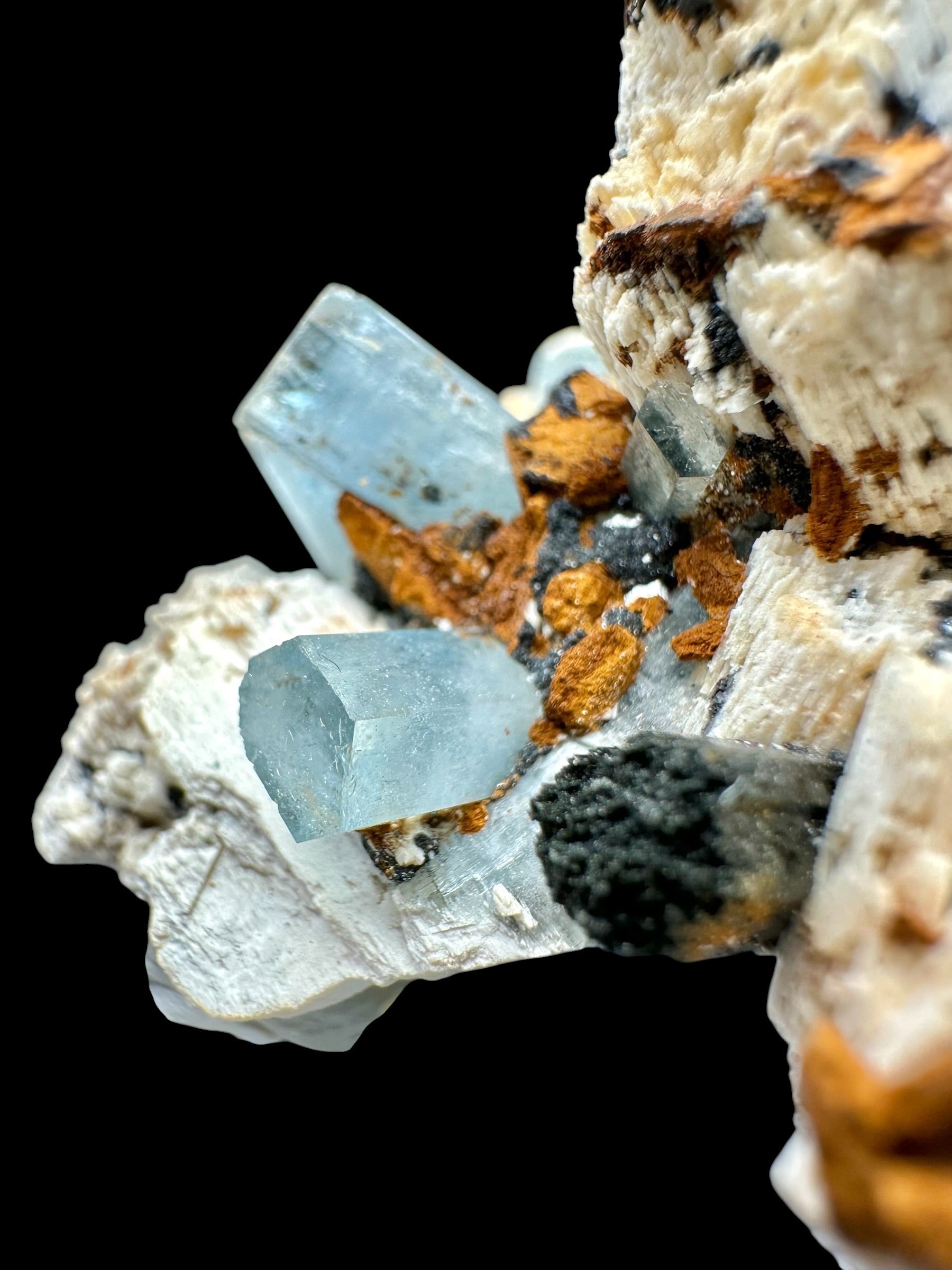 Aquamarine, Schorl, Feldspar – Erongo, Namibia - AQ118