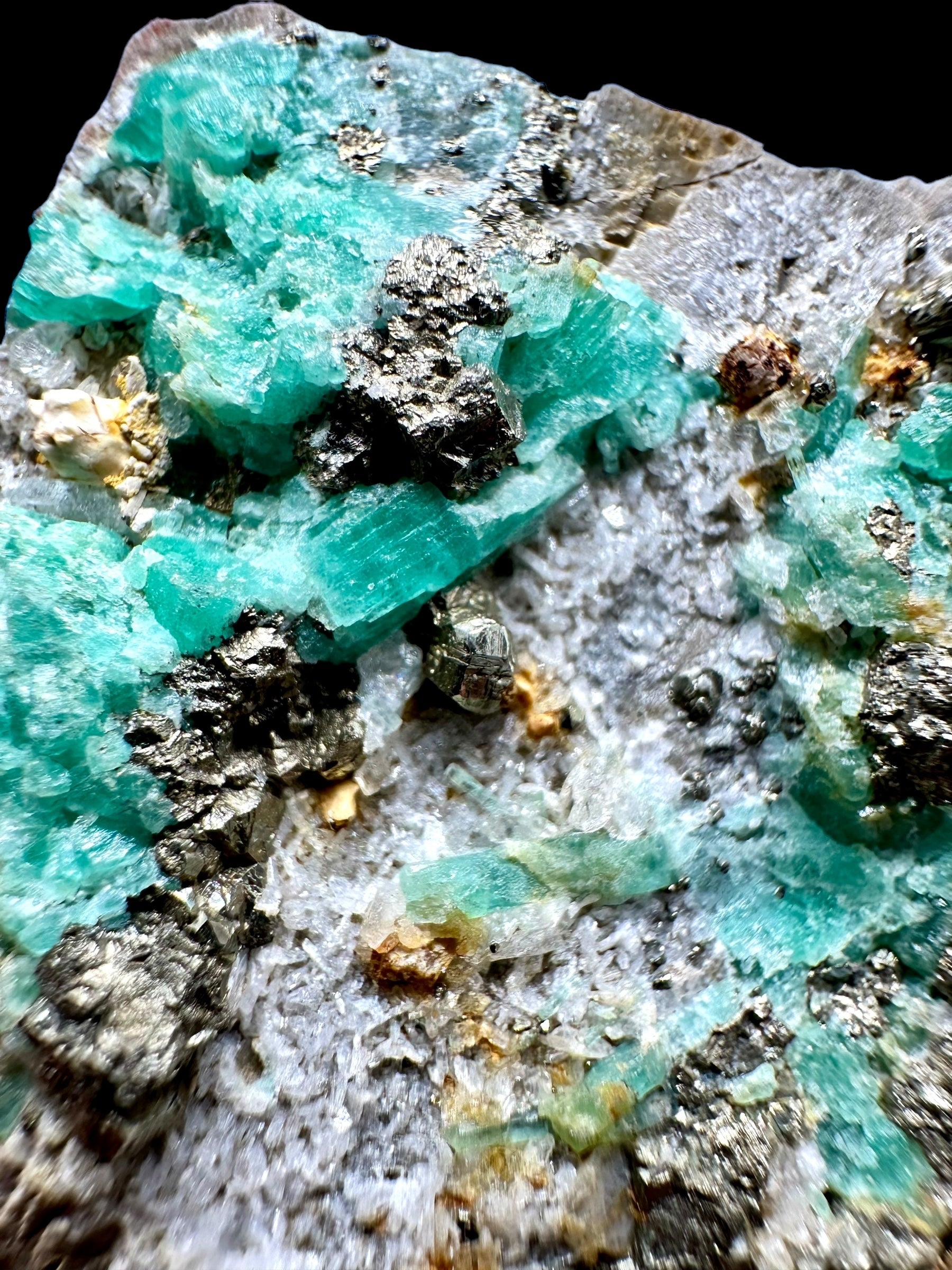 Emerald – Chivor – Boyaca, Colombia - SM019