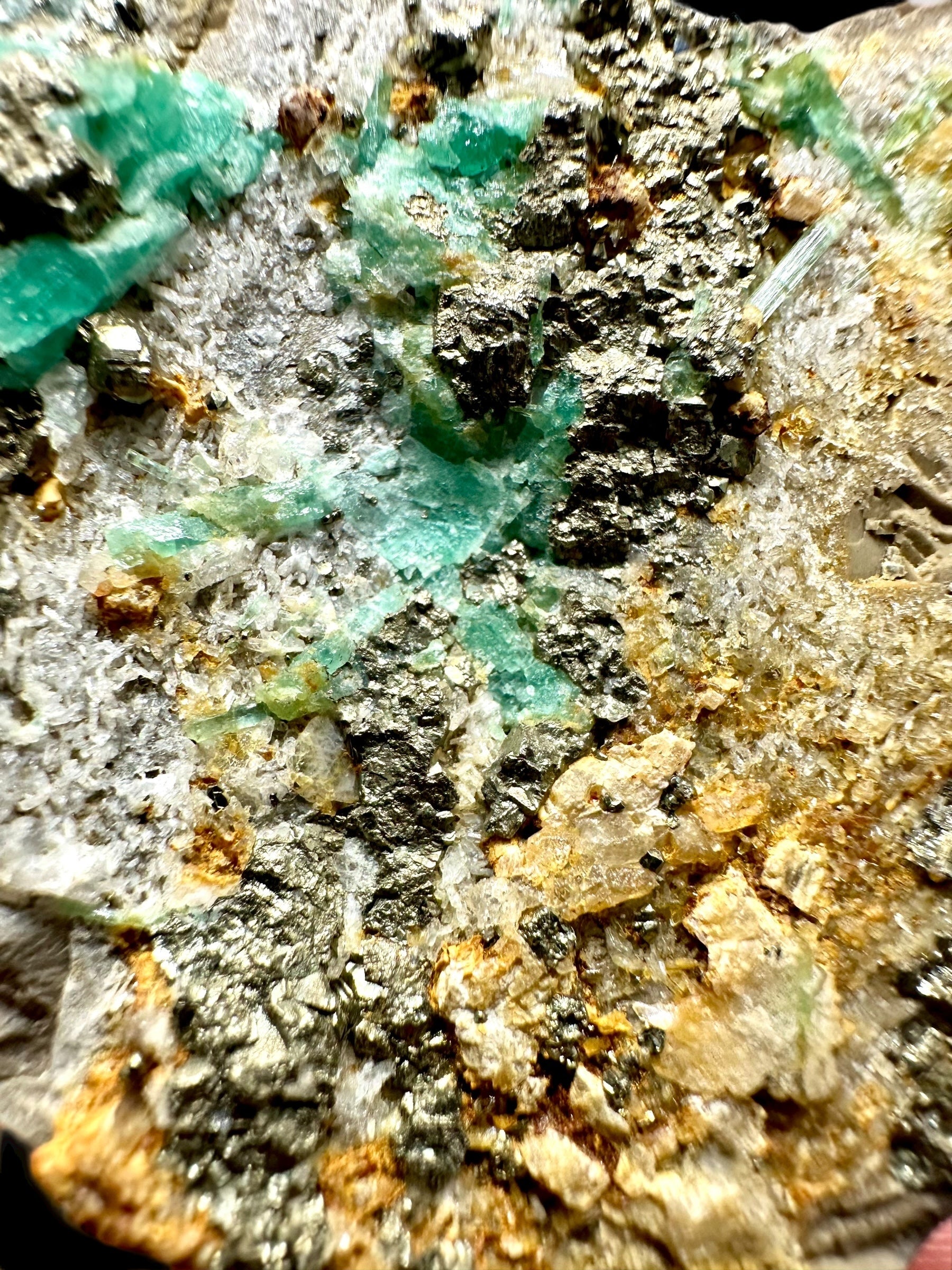 Emerald – Chivor – Boyaca, Colombia - SM019