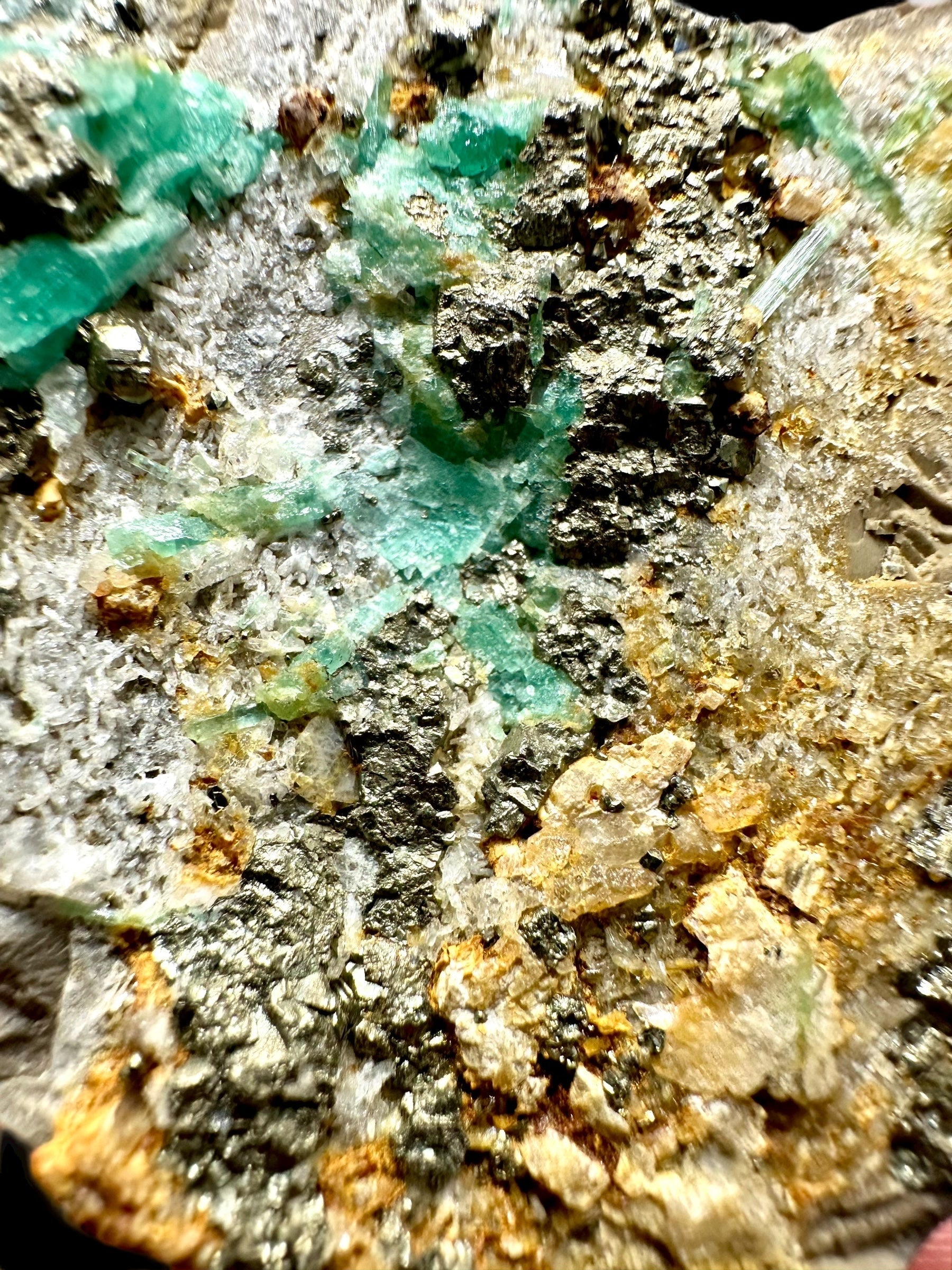 Emerald – Chivor – Boyaca, Colombia - SM019