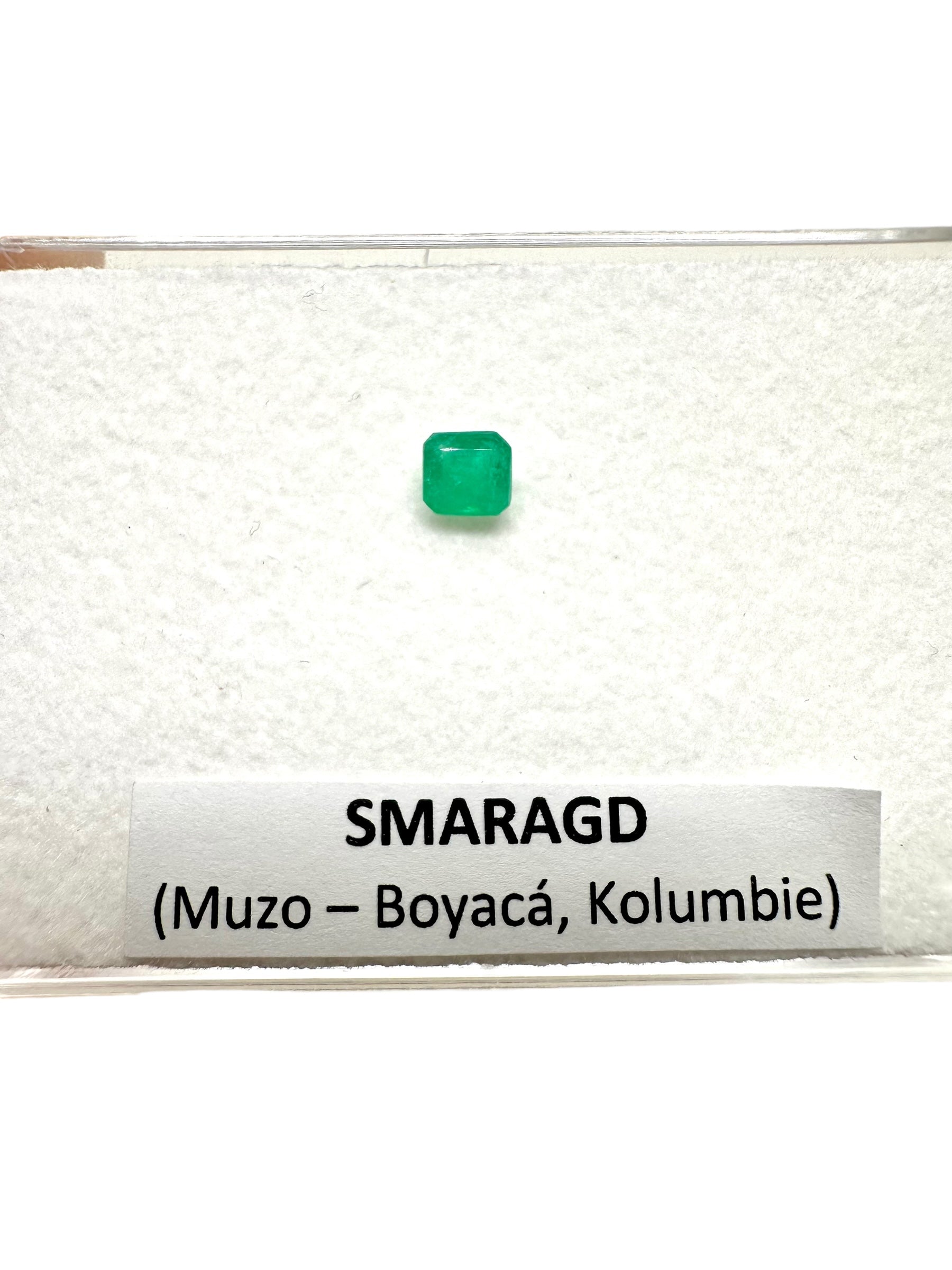 Emerald cut – Muzo – Boyaca, Colombia - BS002