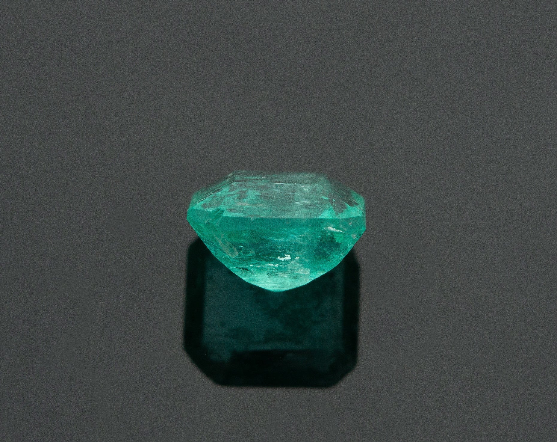 Emerald cut – Muzo – Boyaca, Colombia - BS004