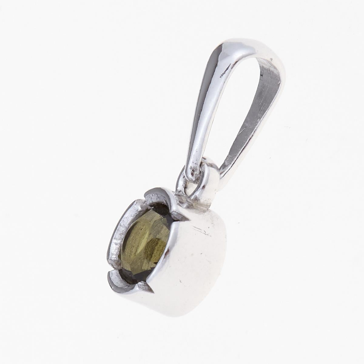 Silver pendant with moldavite