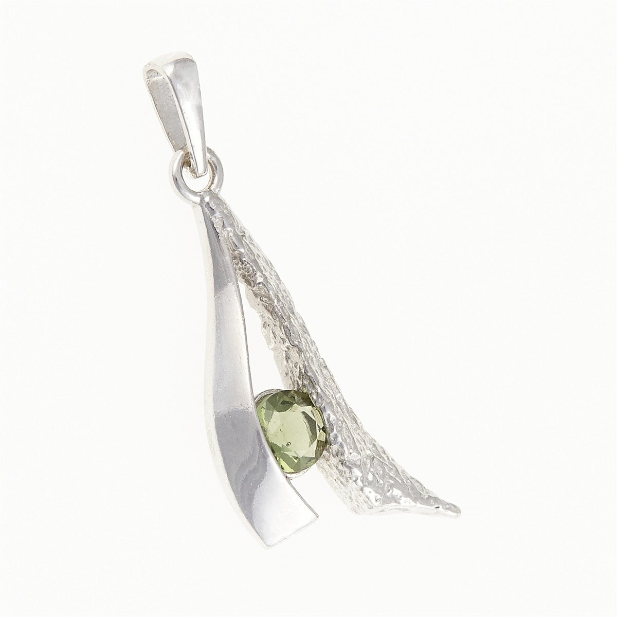 Silver pendant with moldavite 1111