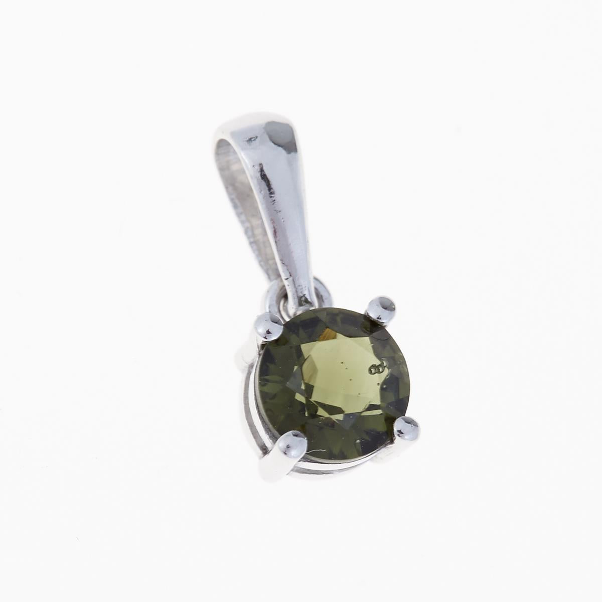 Pendente in argento rodiato con moldavite faccettata rotonda verde oliva, quattro griffe