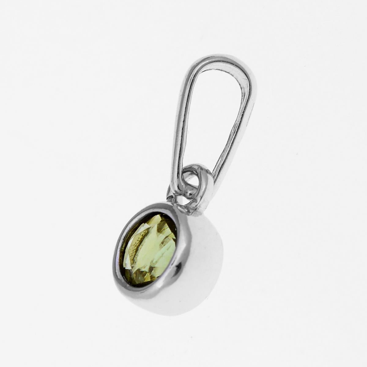 Silver pendant with moldavite 1139