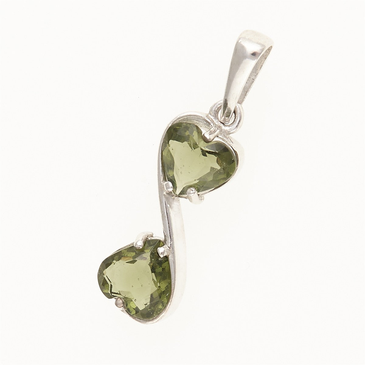 Silver pendant with moldavites 1547