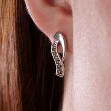 Orecchini in argento con codice moldavite 2013-3