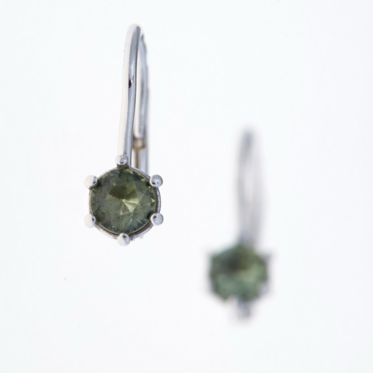Silver earrings with moldavites 2138-4