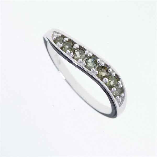 Anello in argento con Moldaviti 3015