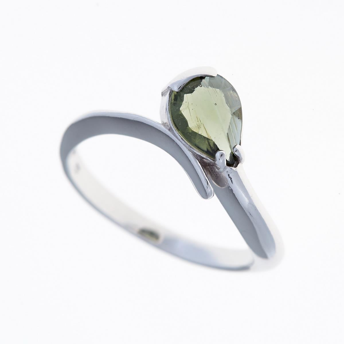 Silver ring with moldavite 3113