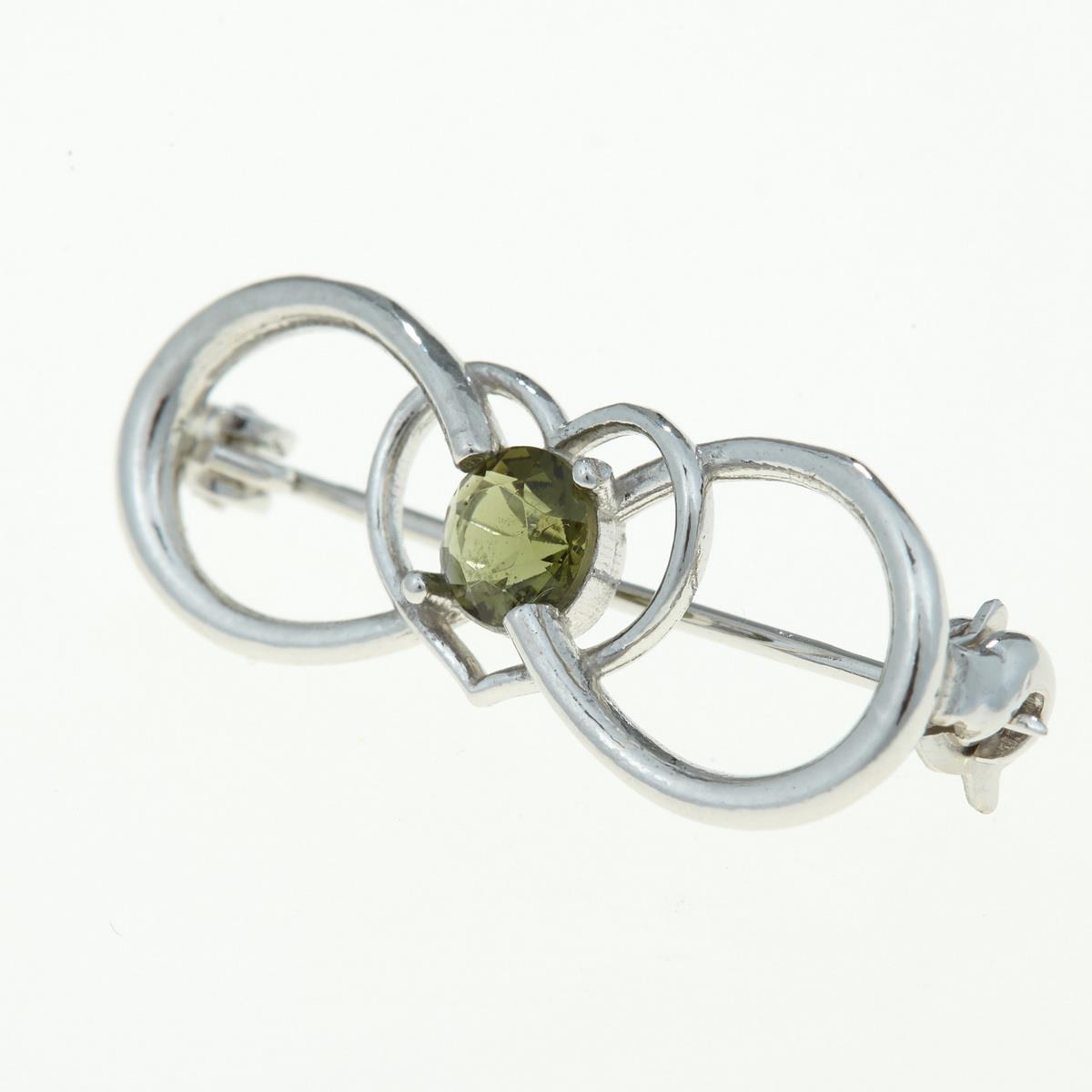 Silver brooch with moldavite – heart 5092
