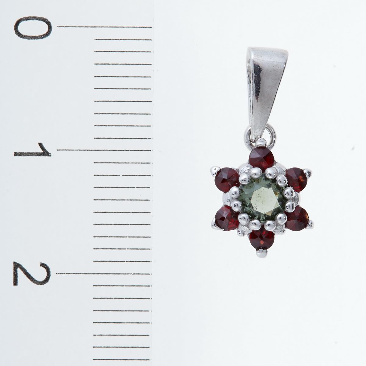 Silver pendant with moldavite and garnets 1007
