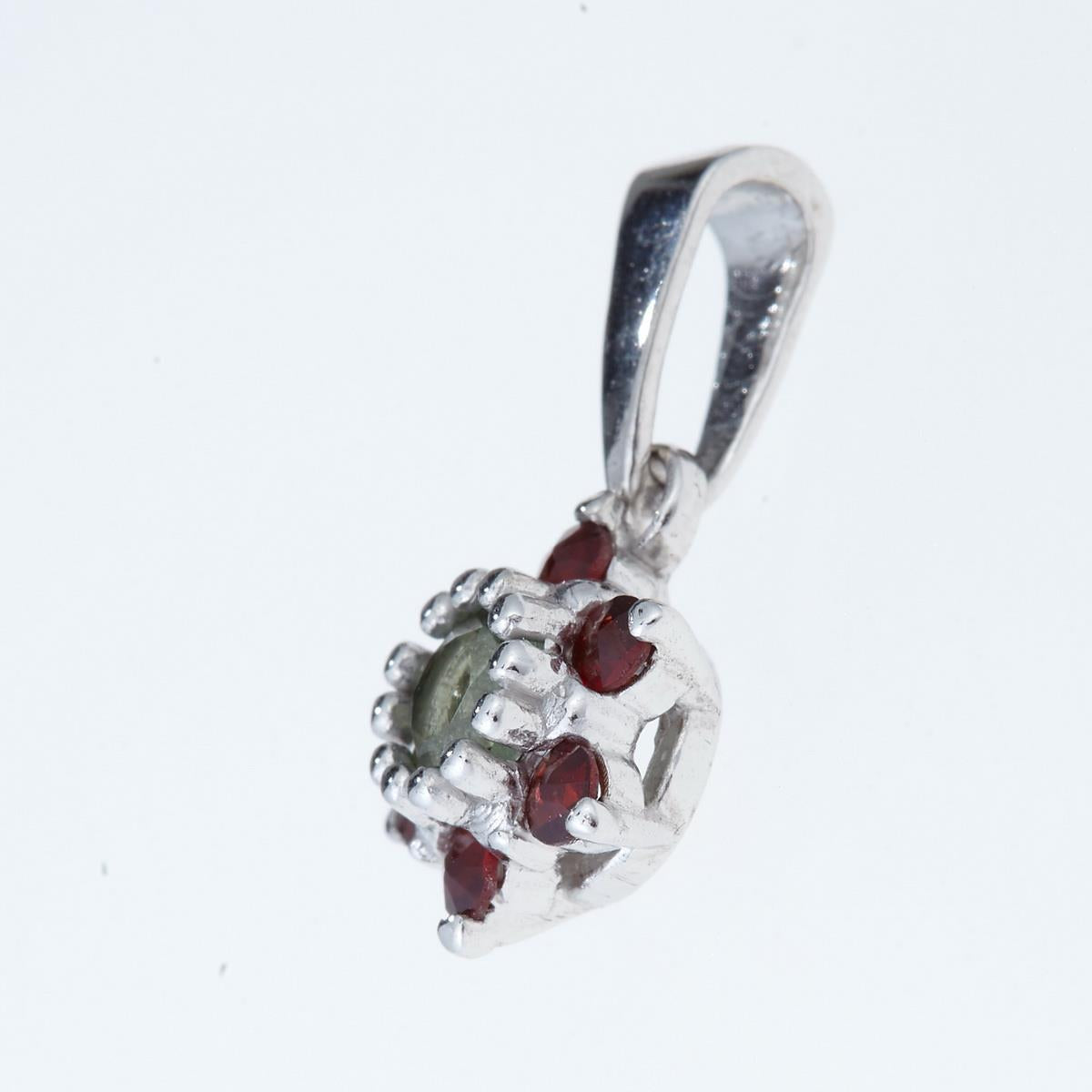 Silver pendant with moldavite and garnets 1007
