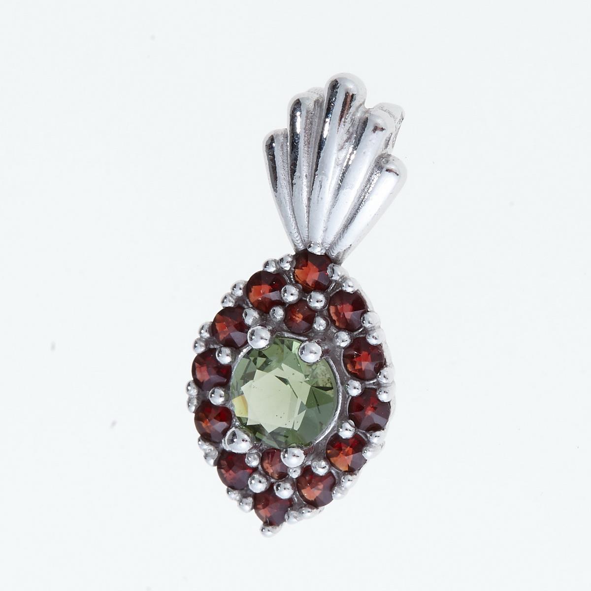 Silver pendant with moldavite and garnets 1016