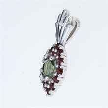 Silver pendant with moldavite and garnets 1016