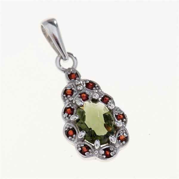 Silver pendant with moldavite and garnets 1039