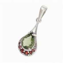 Ciondolo in argento con moldavite e granati 1064G