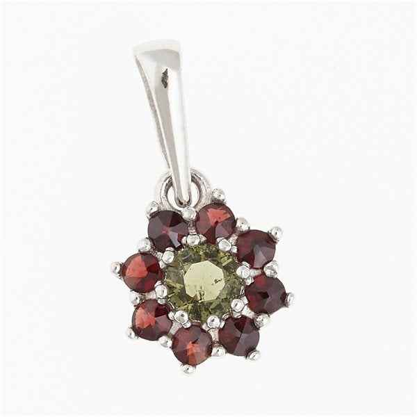 Silver pendant with moldavite and garnets 1071
