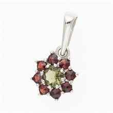 Silver pendant with moldavite and garnets 1071