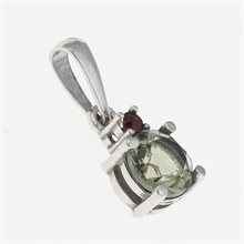 Silver pendant with moldavite and garnets 1085